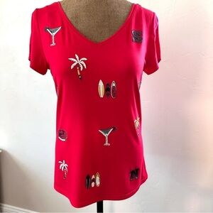 Red deep v-neck short sleeve T-shirt summer martini surfboard palm tree appliqué